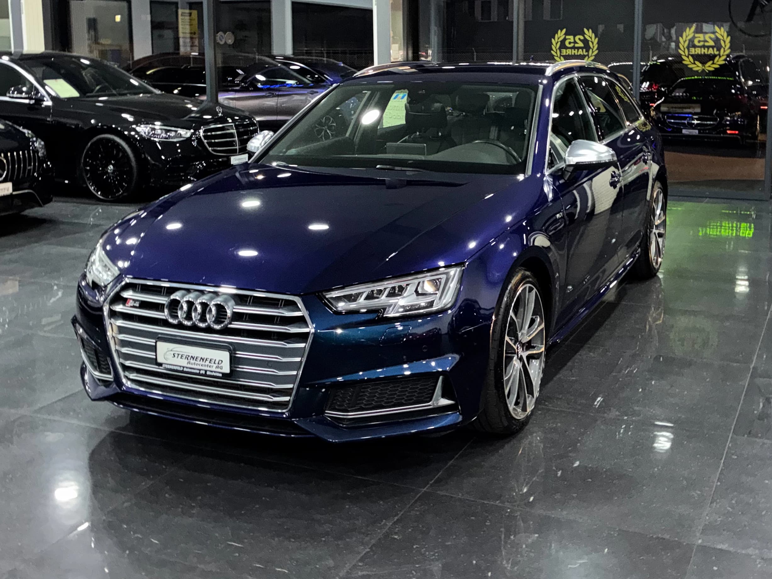 Audi S4 Avant 3.0 TFSI quattro tiptronic — Occasion bei Sternenfeld Autocenter, Birsfelden