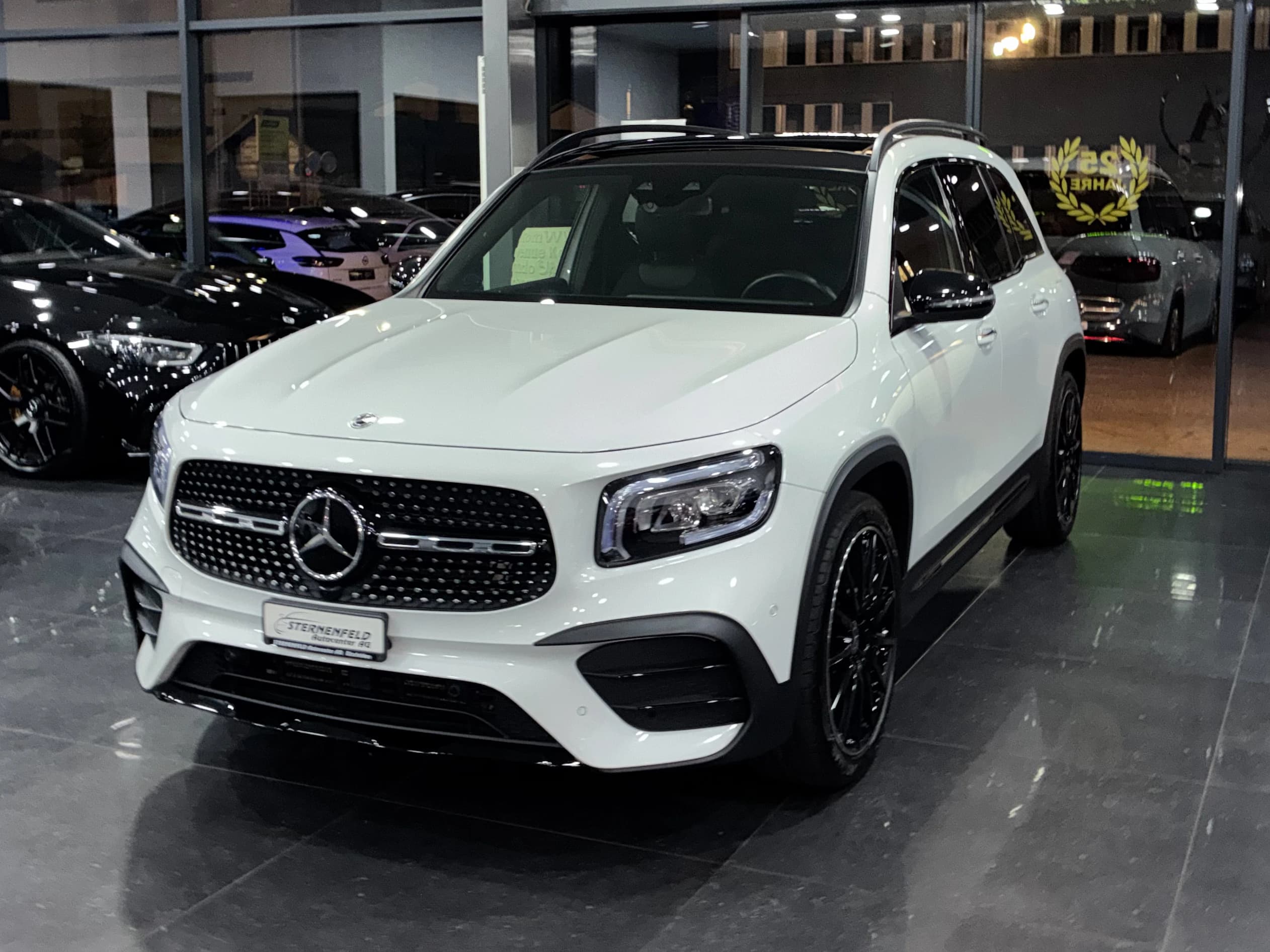Mercedes-Benz GLB 200 4Matic AMG Line 8G-Tronic — Occasion bei Sternenfeld Autocenter, Birsfelden