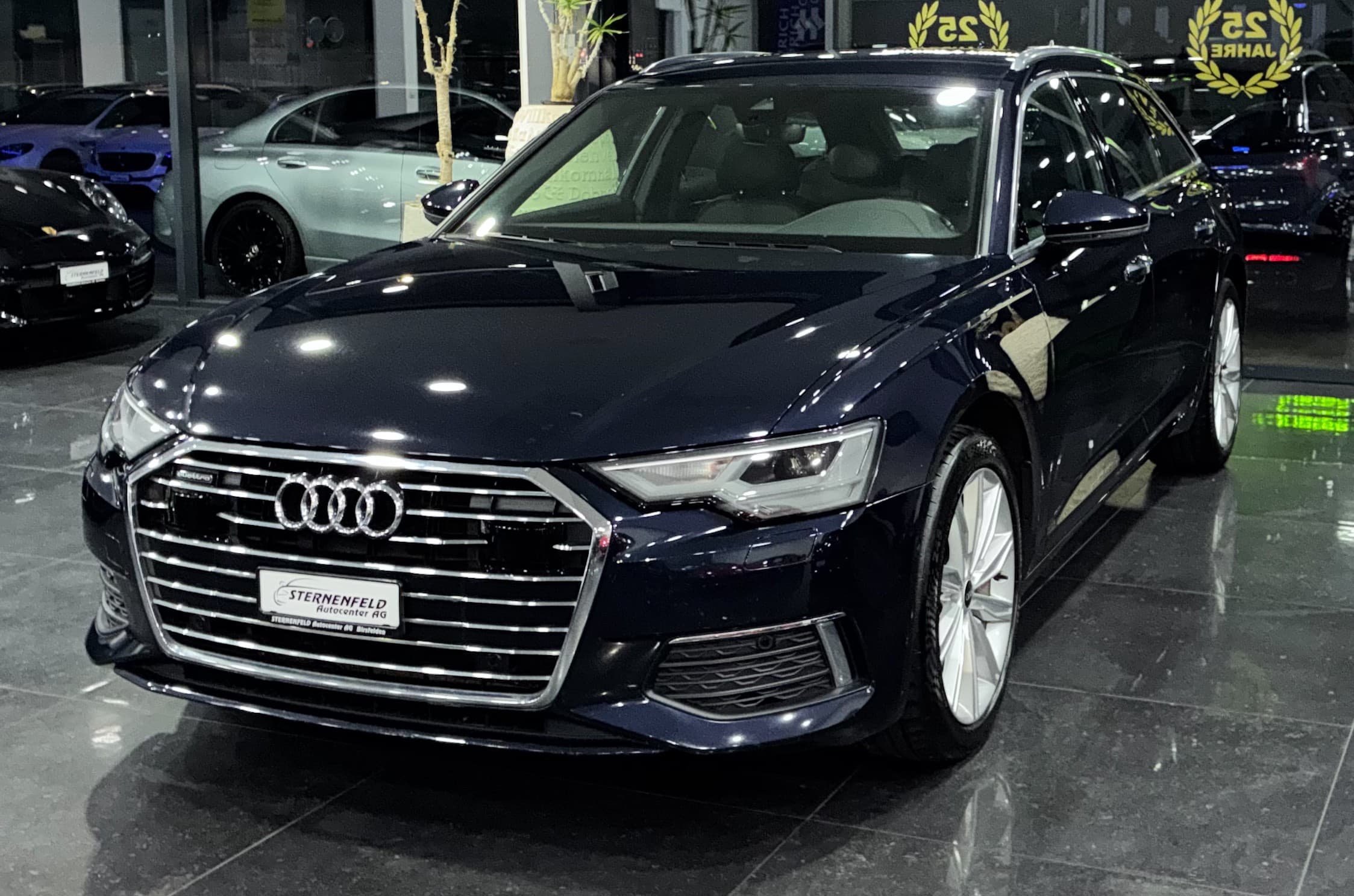 Audi A6 Avant 40 TDI Design quattro S-tronic — Occasion bei Sternenfeld Autocenter, Birsfelden