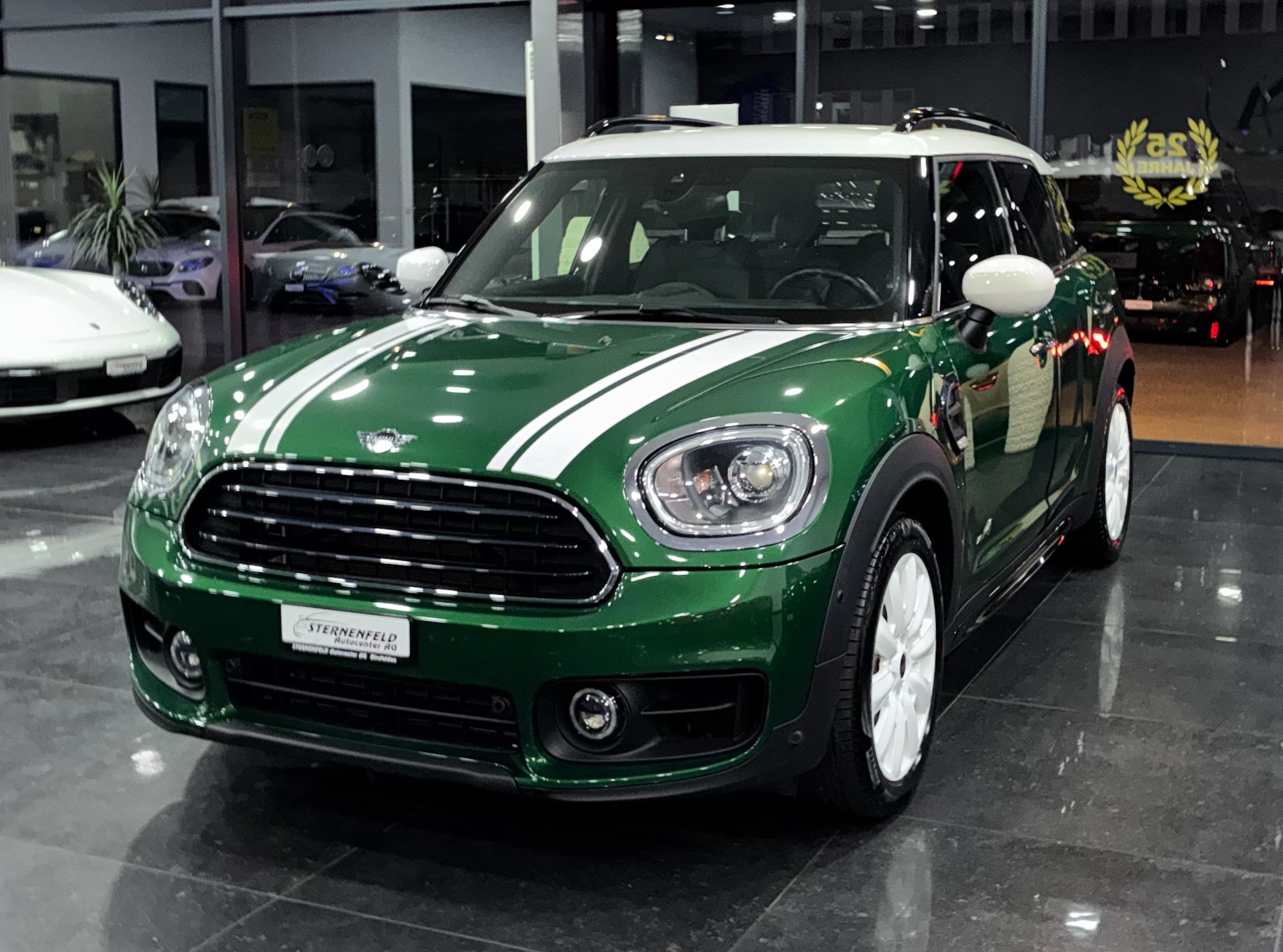 MINI Countryman Cooper ALL4 Steptronic — Occasion bei Sternenfeld Autocenter, Birsfelden